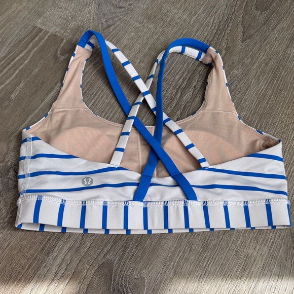 Lululemon Energy Bra
Deauville Stripe Pipe Dream Blue White / Pipe Dream Blue - Picture 2 of 3